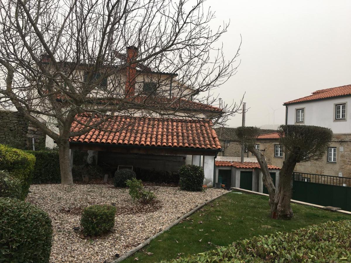 Casa D Toninha - Casas De Campo - Turismo Espaco Rural - Al Sernancelhe Eksteriør bilde