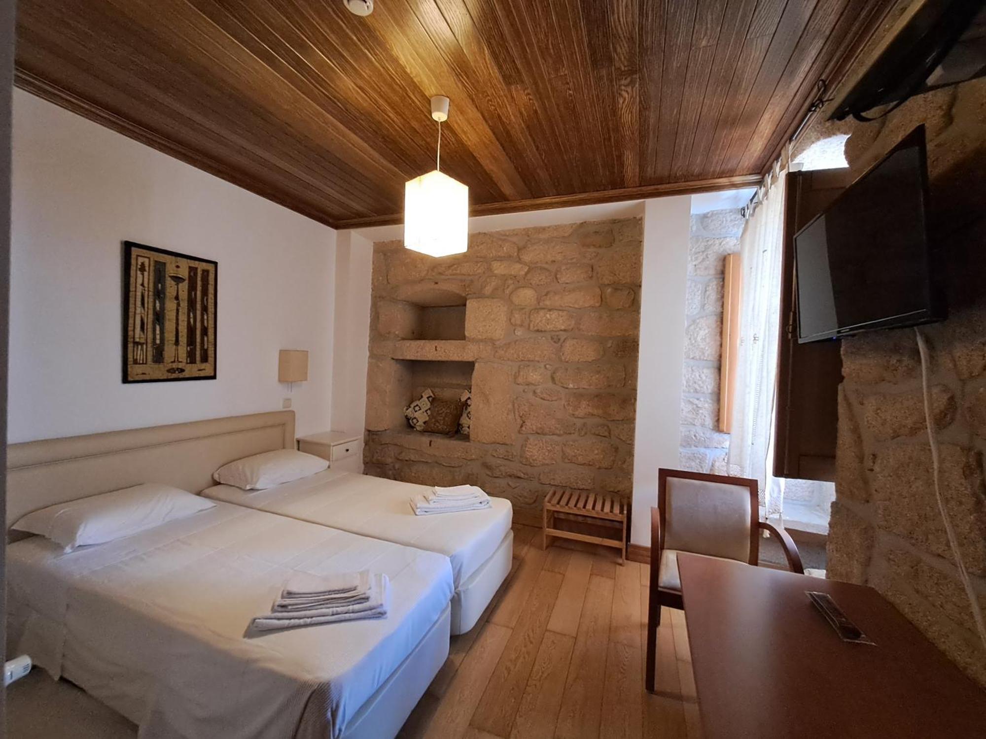 Casa D Toninha - Casas De Campo - Turismo Espaco Rural - Al Sernancelhe Eksteriør bilde